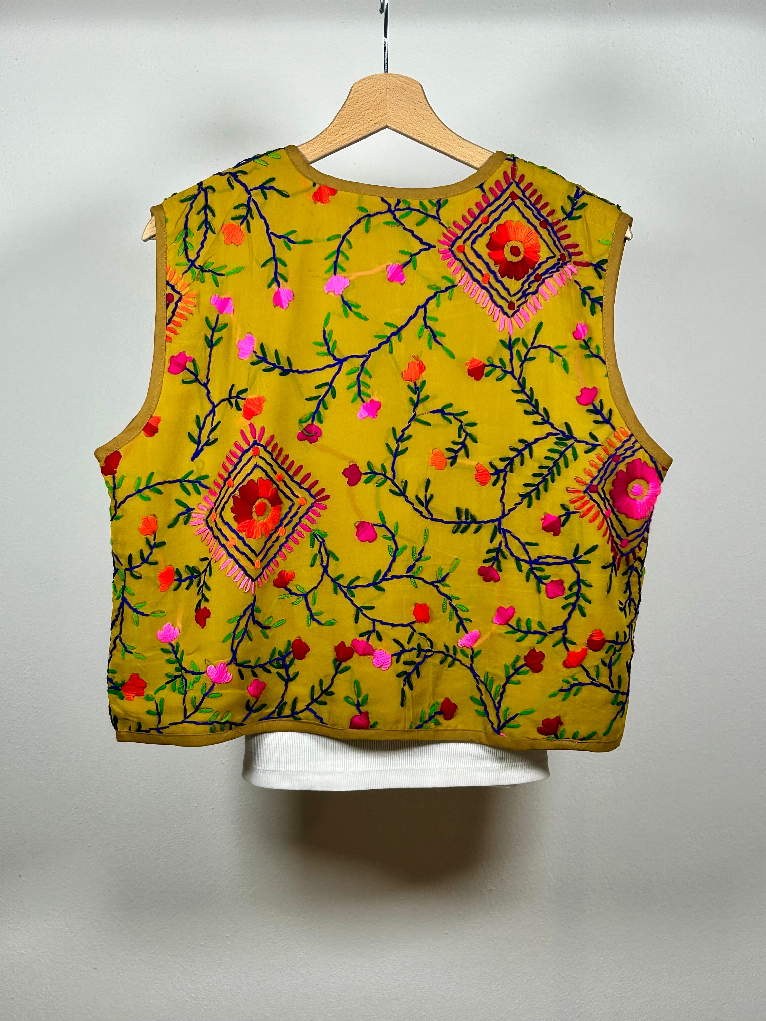 Gilet Pulkhari ricamato a mano