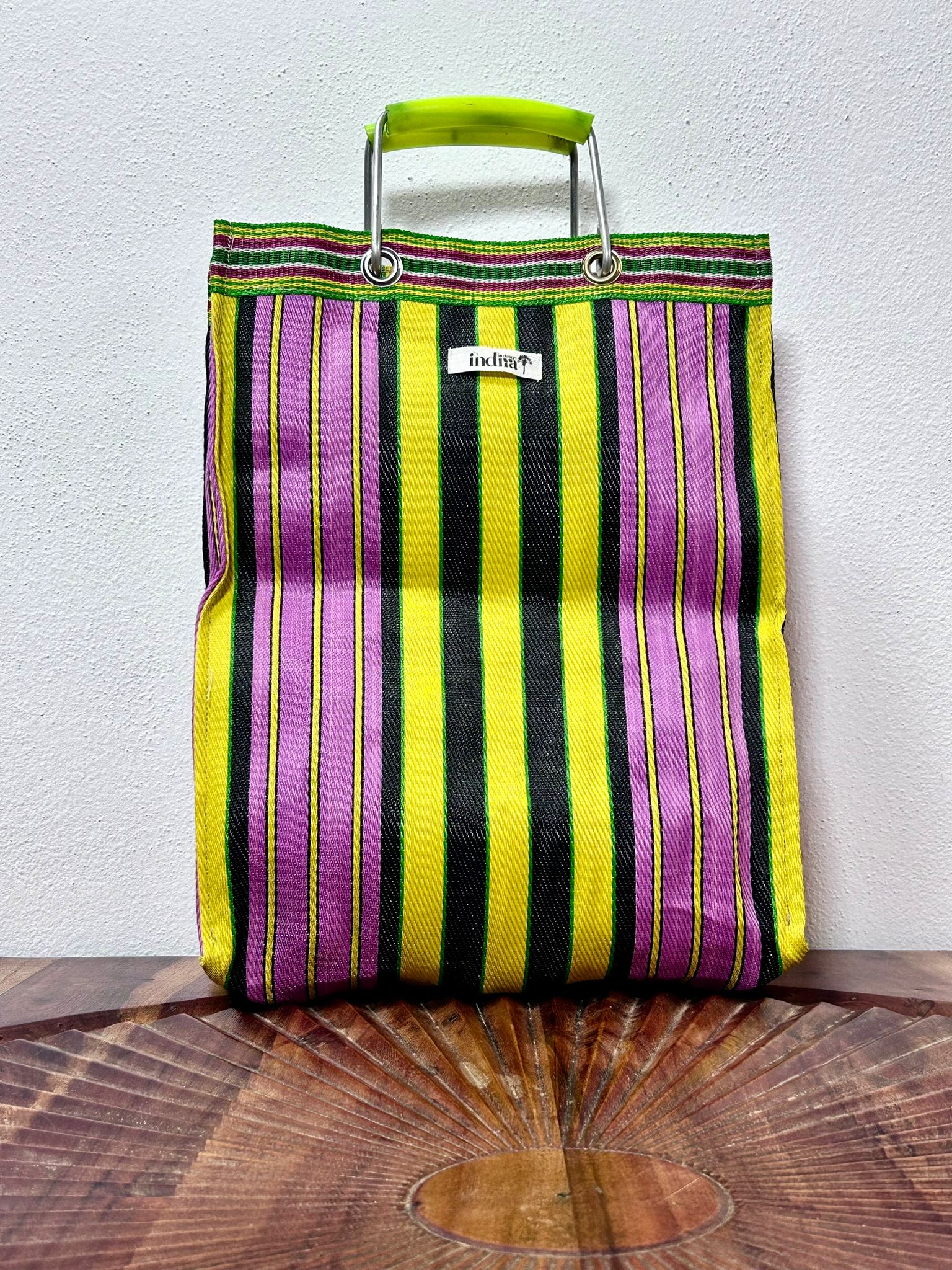 DINA – Borsa Artigianale in Plastica Riciclata, Upcycling Design