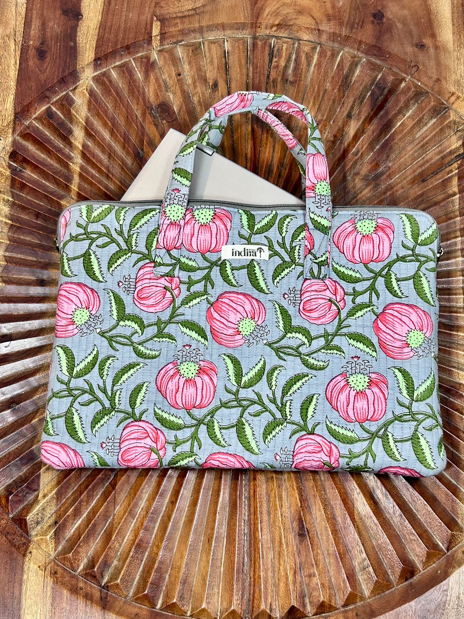 ANIKA - Borsa Porta PC Trapuntata in Cotone Block Print