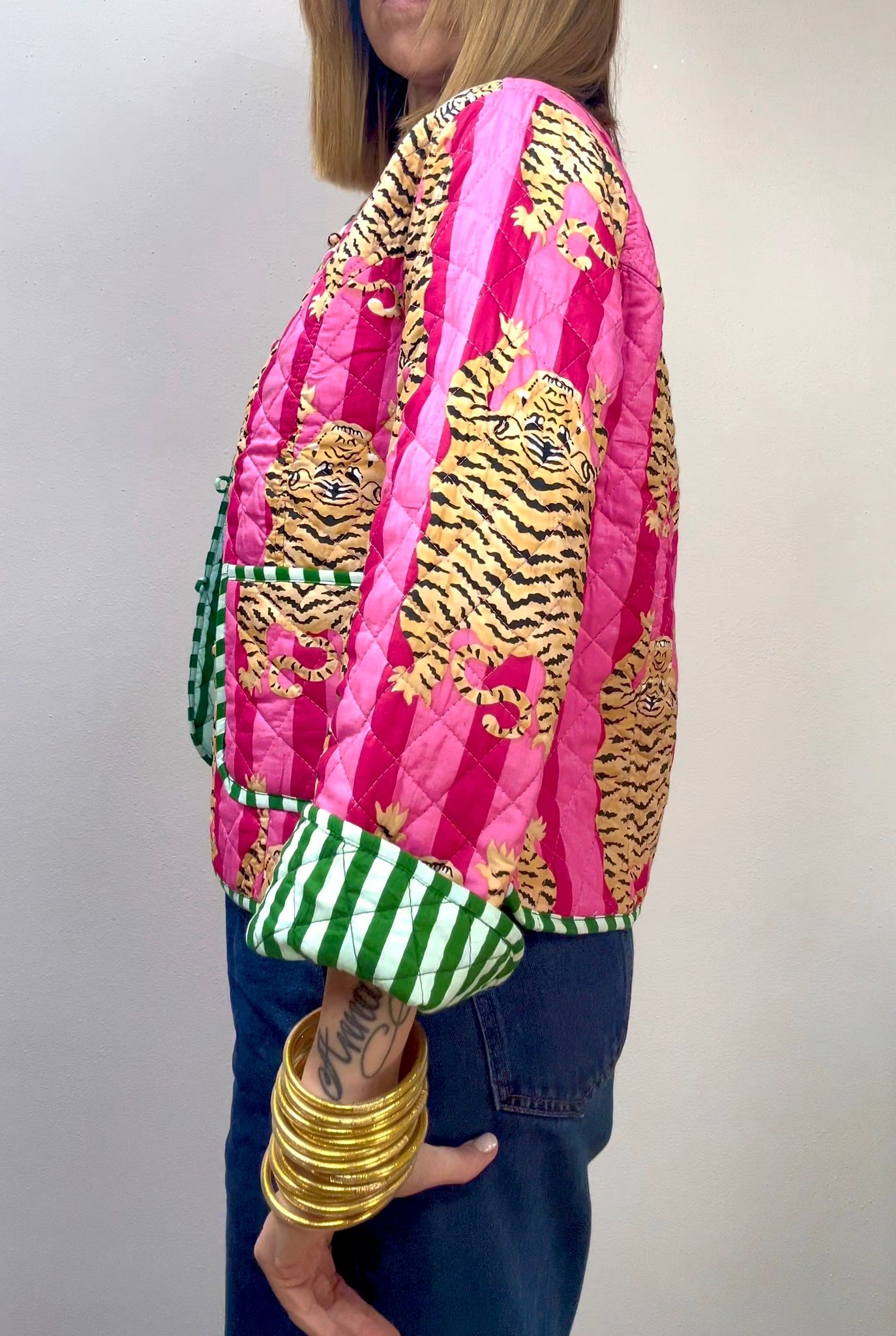 TIGRA – Giacca Trapuntata Reversibile in Cotone Blockprint con Stampa Tigri
