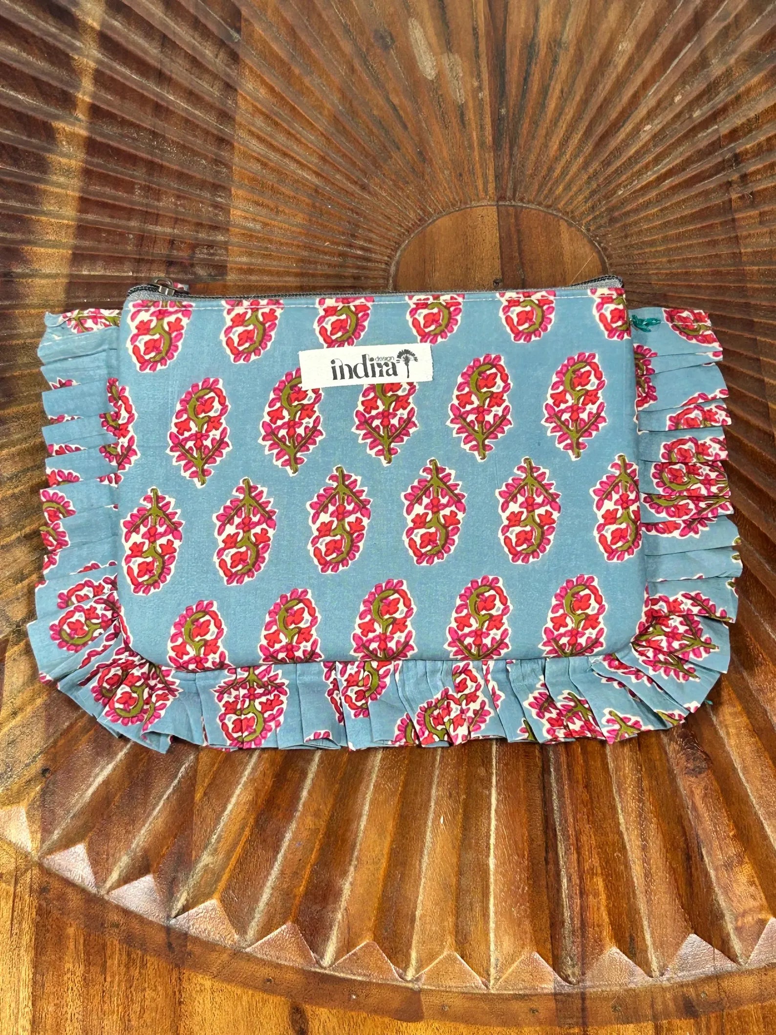 FRU' FRU' - Pochette in Cotone Block Print – Pochette Artigianale Imbottita con Rouche