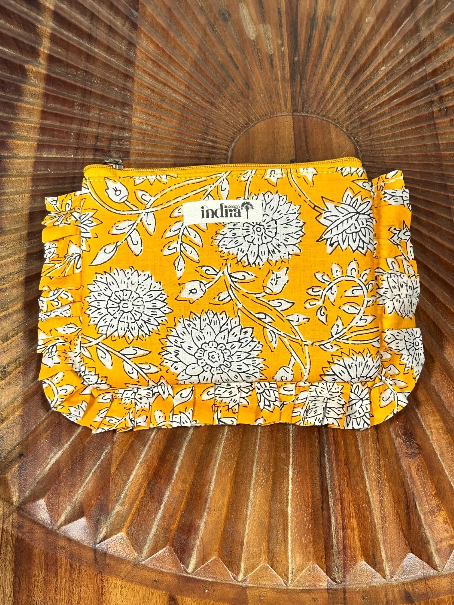 FRU' FRU' - Pochette in Cotone Block Print – Pochette Artigianale Imbottita con Rouche