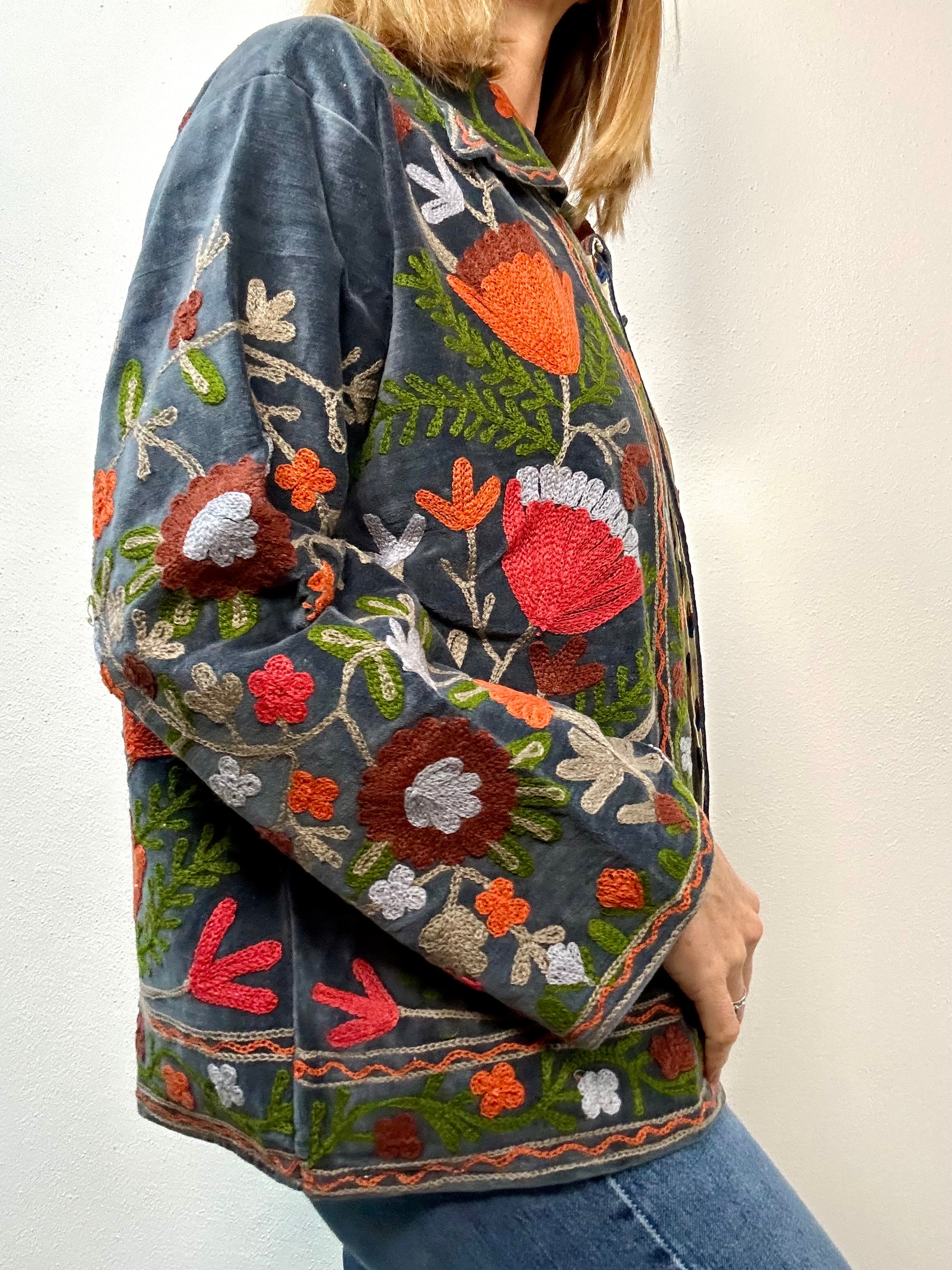 OTTAH - Giacca Indiana SUZANI Artigianale in Velluto Ricamato Grigio