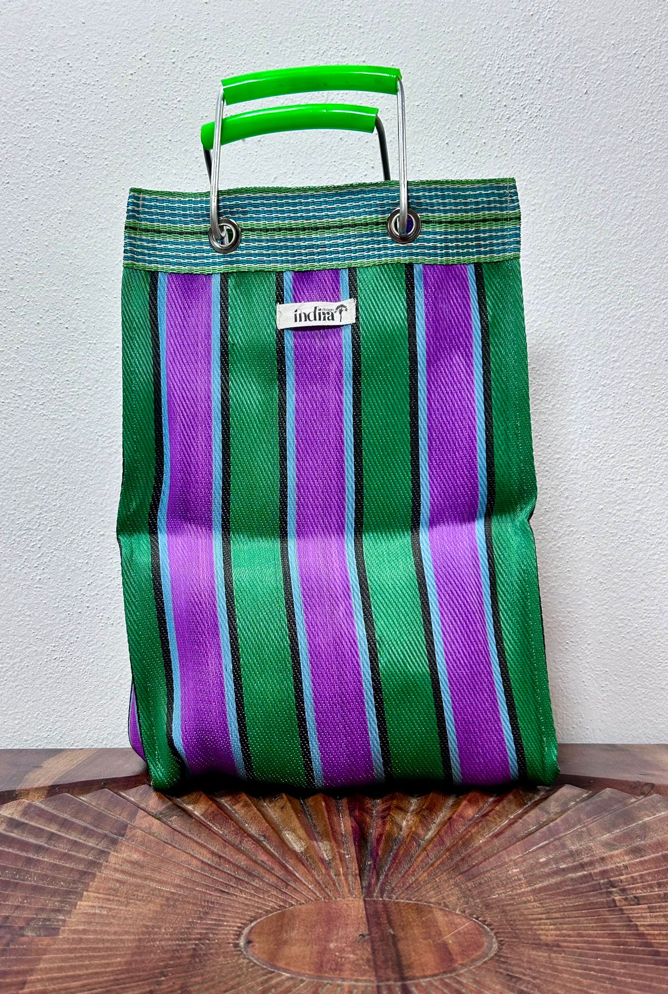 DINA – Borsa Artigianale in Plastica Riciclata, Upcycling Design