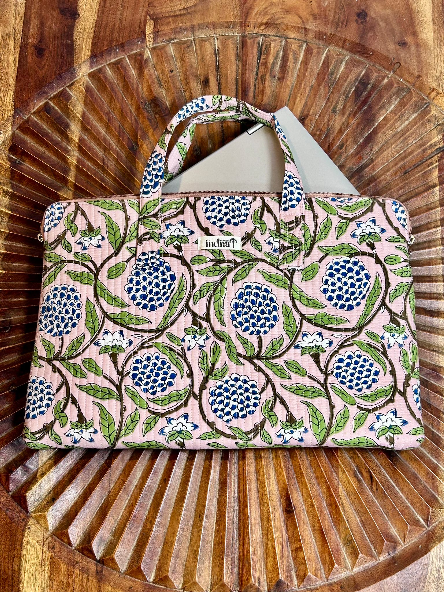 ANIKA - Borsa Porta PC Trapuntata in Cotone Block Print