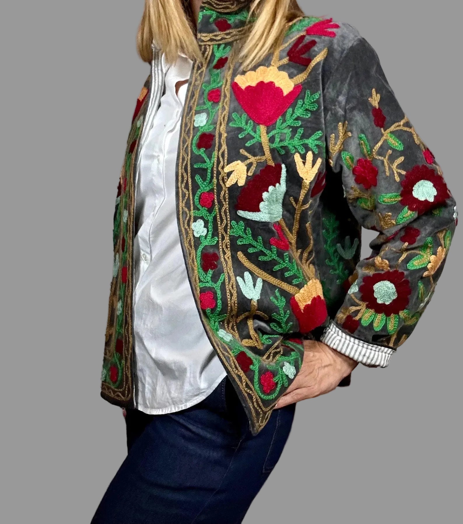 IRIS - Giacca Indiana SUZANI Artigianale in Velluto Ricamato Grigio